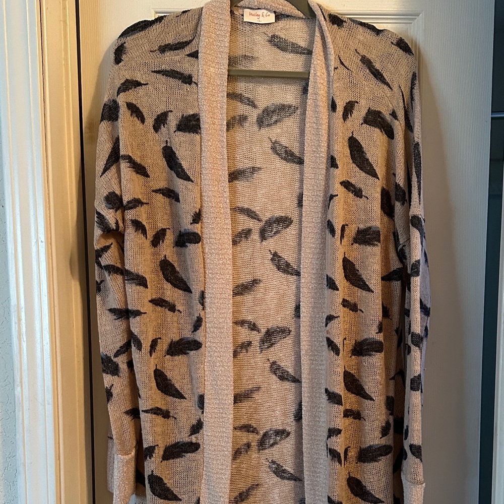 Hailey & Co long cardigan with feather print